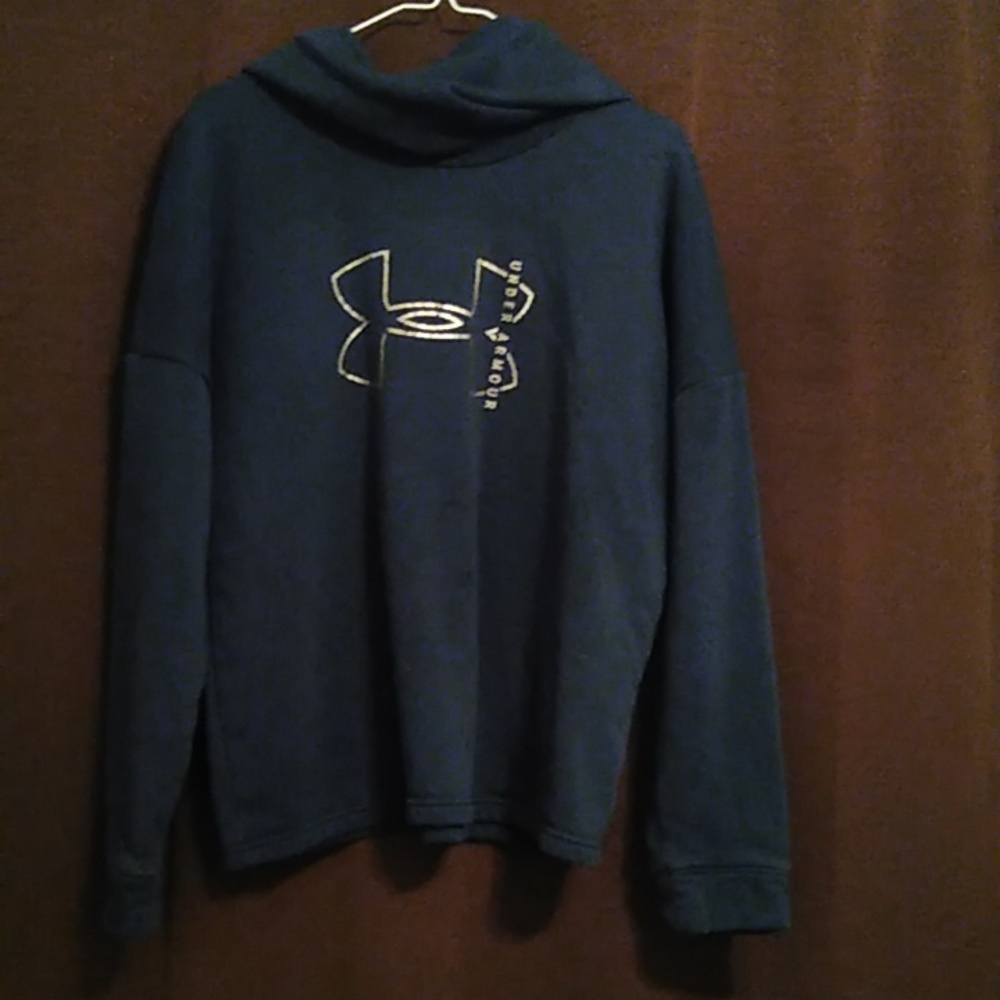 Ladies Under Armour sweatshirt